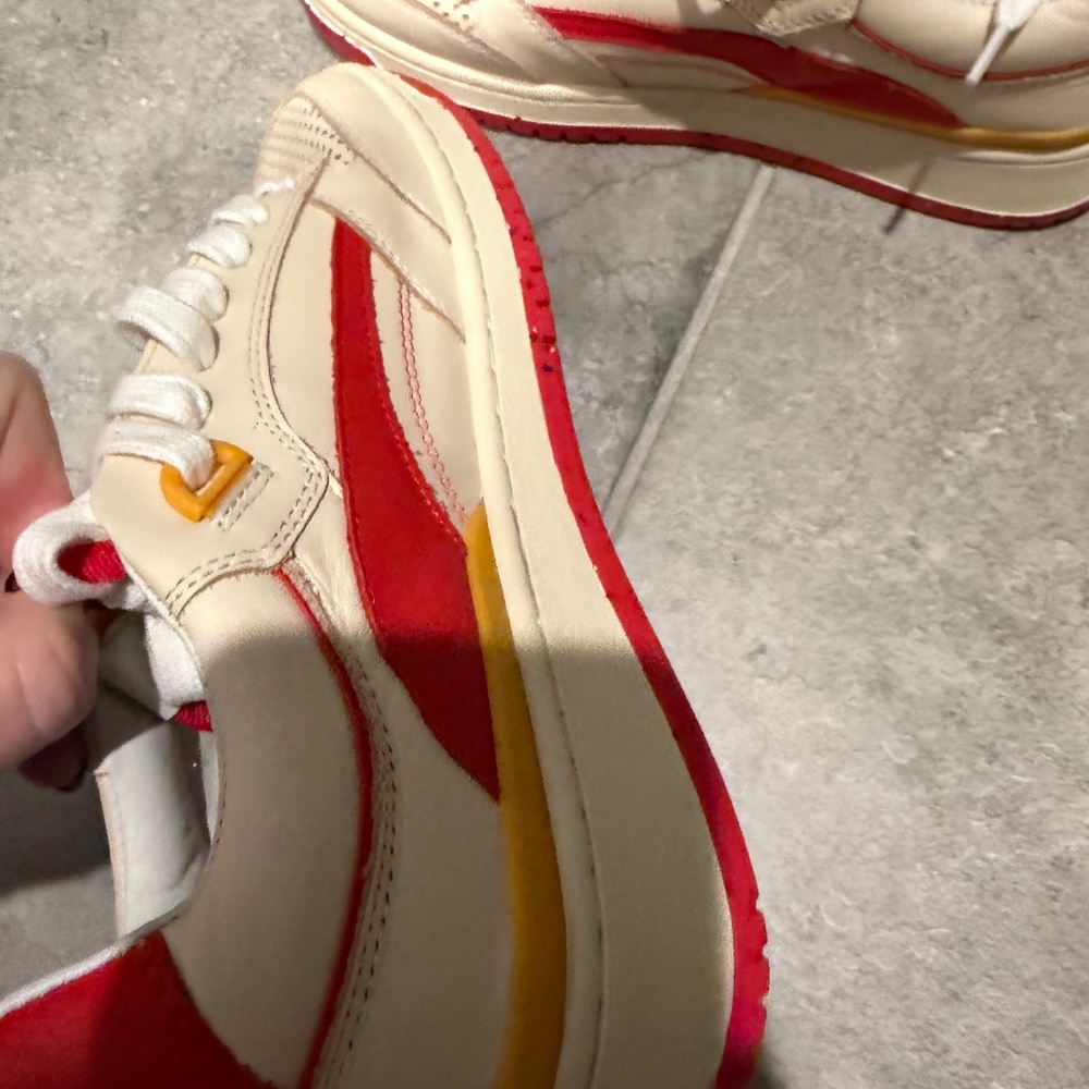 Oncept Preston Sneaker in Retro Red Size 8 - Picture 7 of 8